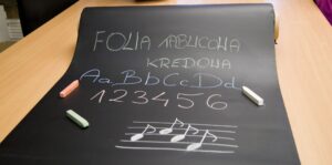 Folia ferromagnetyczna stalowa tablica NS 0,5 mm z klejem kredowy laminat 60x100