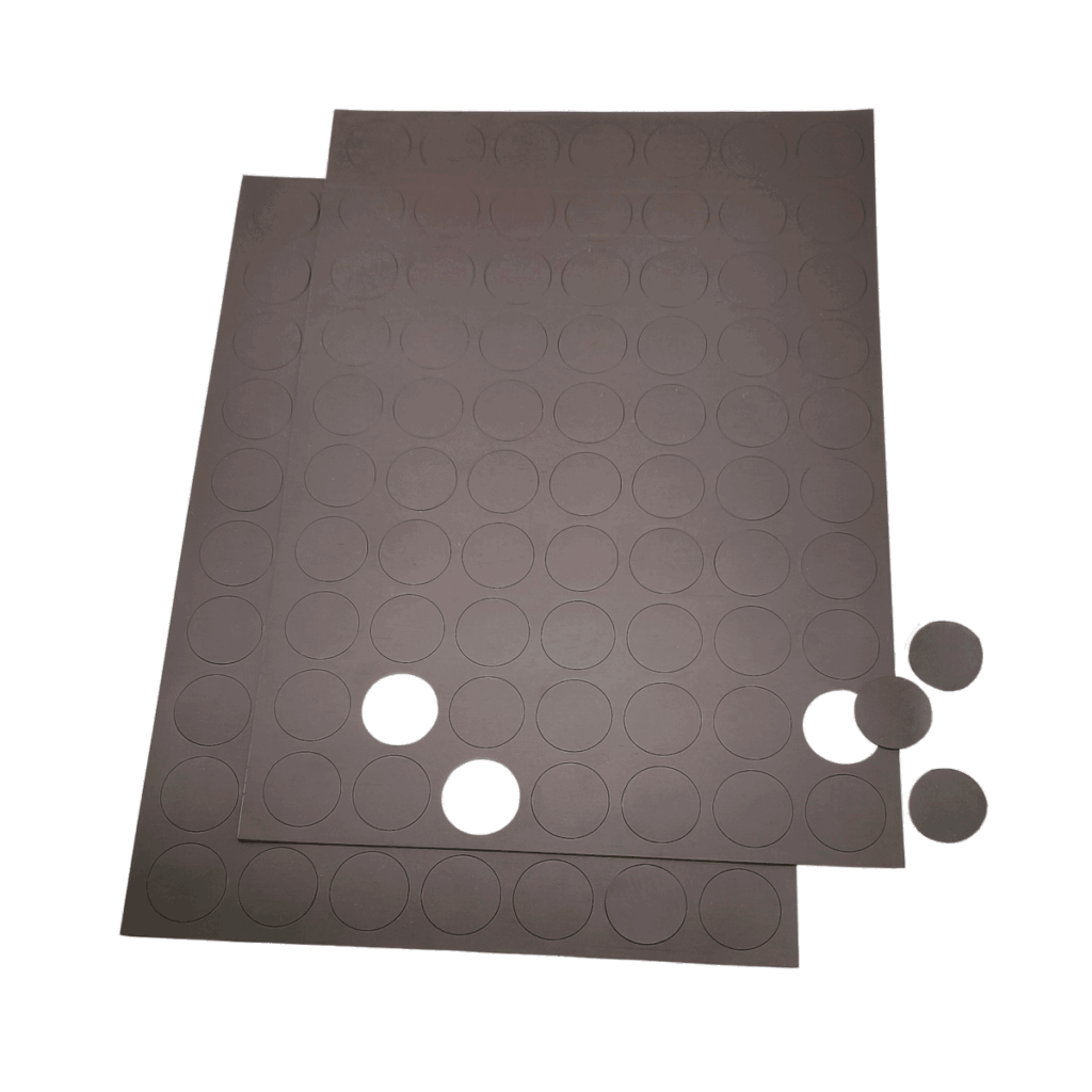 Naklejki magnetyczne arkusz 25 mm 70 szt, grubość folii 0,6 mm